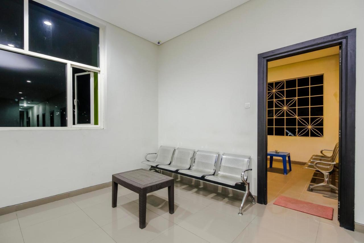 Reddoorz Near Samarinda Central Plaza Екстериор снимка
