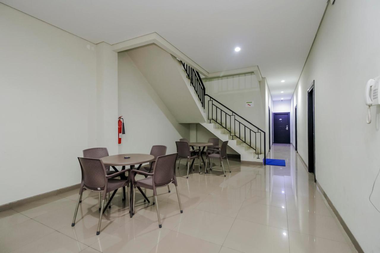 Reddoorz Near Samarinda Central Plaza Екстериор снимка