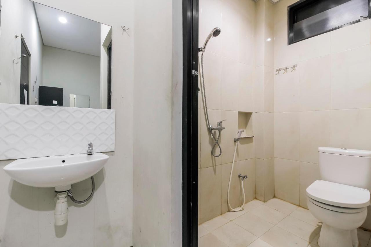 Reddoorz Near Samarinda Central Plaza Екстериор снимка