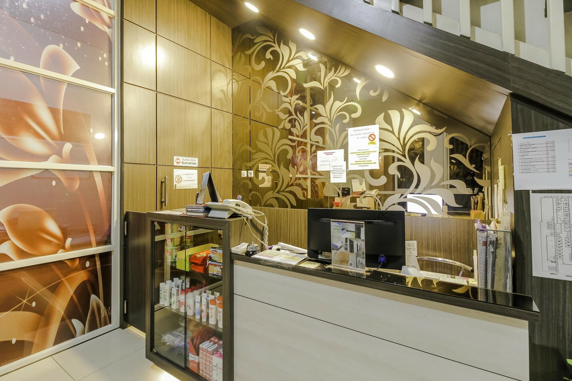 Reddoorz Near Samarinda Central Plaza Екстериор снимка